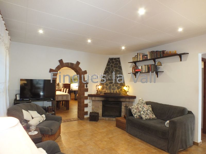 Foto 0dc8abe2-d301-4ed7-8496-37e7b59e5638. Xalet amb xemeneia calefacció a Argentona est Argentona