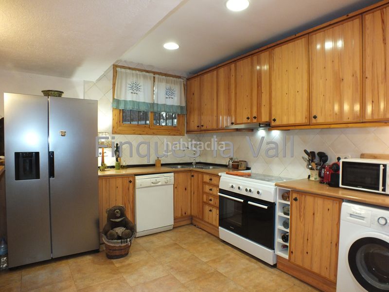 Foto 6851e17a-4b3c-4359-bf4b-6f00a07fe34d. Xalet amb xemeneia calefacció a Argentona est Argentona