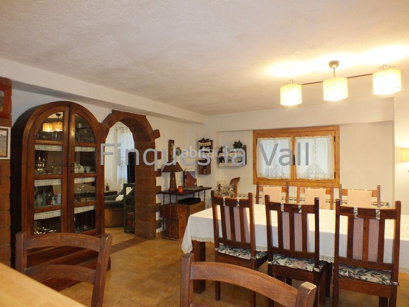 Foto 78d582a4-b5d5-4e6e-9f60-2d190d9e3f83. Xalet amb xemeneia calefacció a Argentona est Argentona