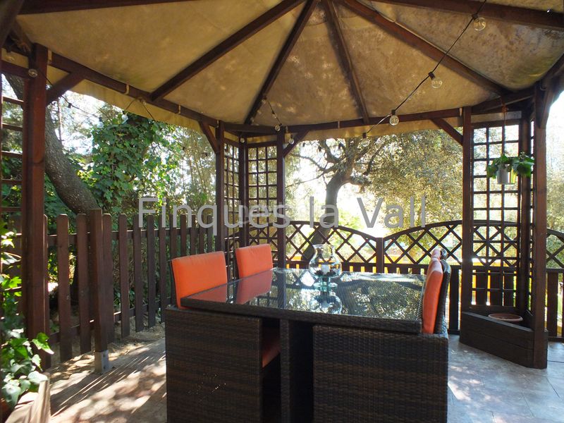 Foto aacdc494-8705-4c35-a6c7-98456553d0d9. Xalet amb xemeneia calefacció a Argentona est Argentona