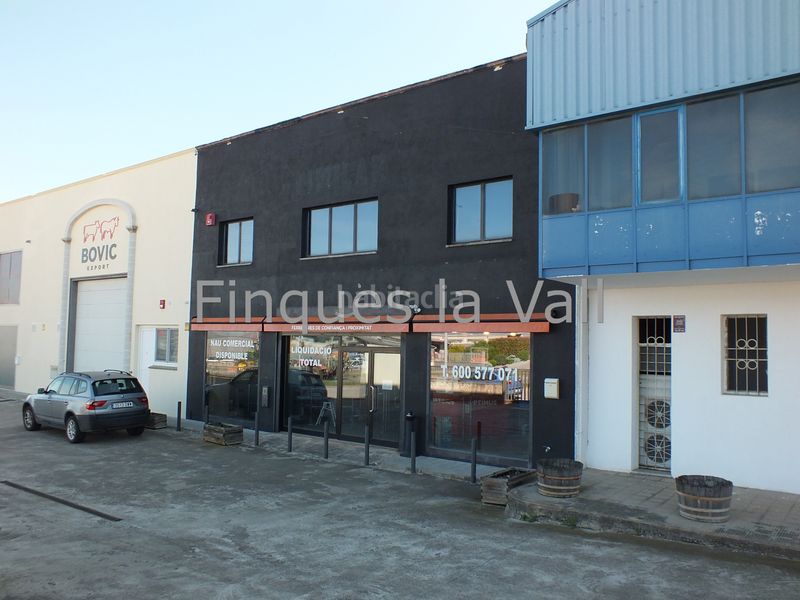 Foto 55df3d69-5cb6-4549-9c07-afa788324fb8. Location bâtiment à usage industriel dans Taradell