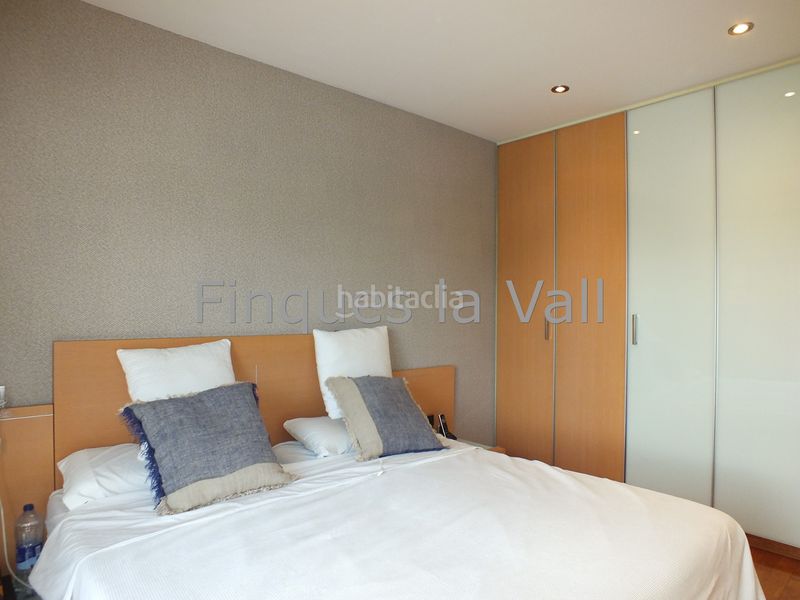 Foto ad985de4-842f-4591-8e49-df5e9df1874b. Casa amb xemeneia calefacció aparcament a Tona