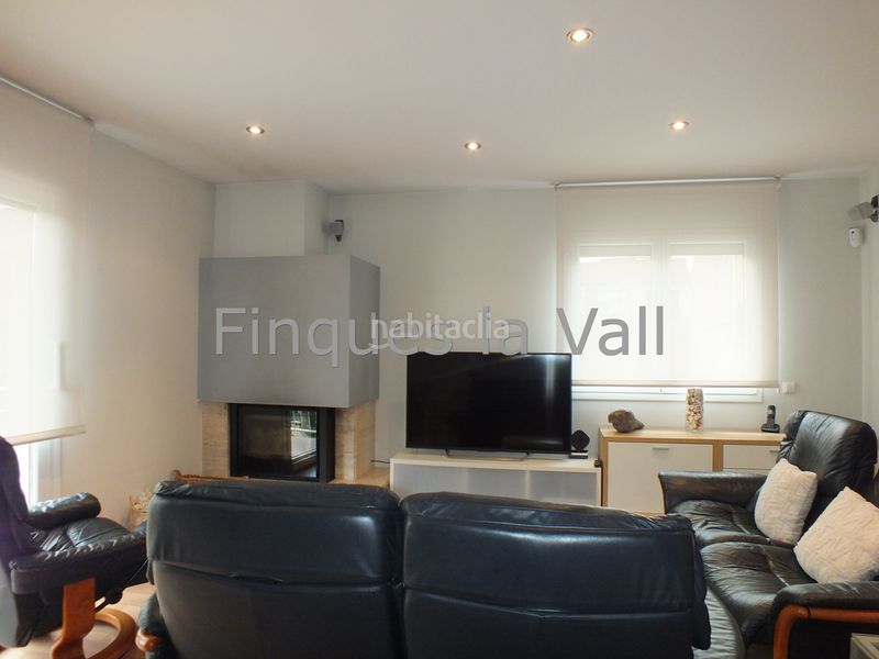 Foto d2515aed-5056-4fc3-ad6f-c73e703f75ea. Casa amb xemeneia calefacció aparcament a Tona