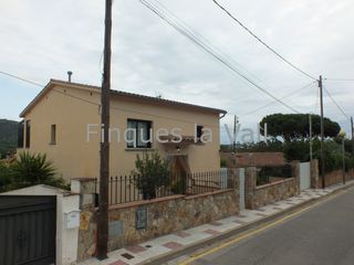 Xalet a Castell d´Aro