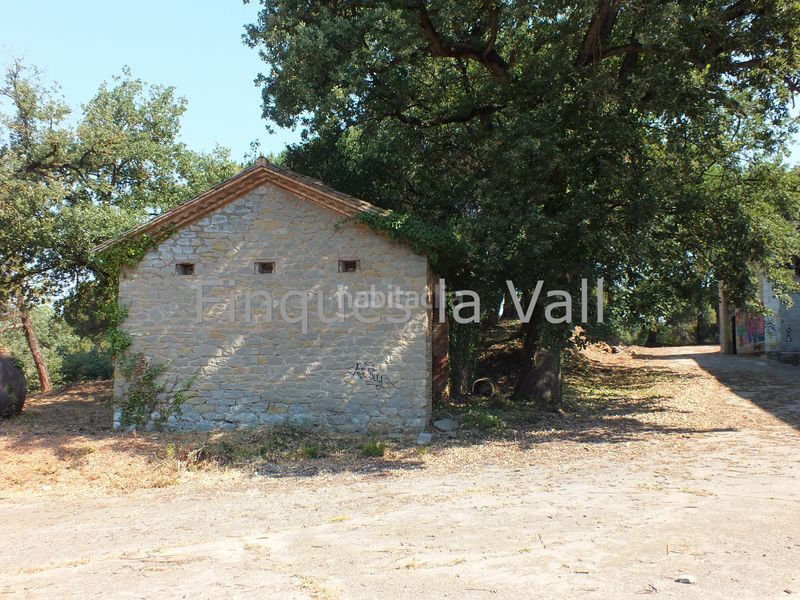 Foto c4f0aab0-3bce-4f30-a0b3-b7ecf0b5cd38. Edificio in Taradell