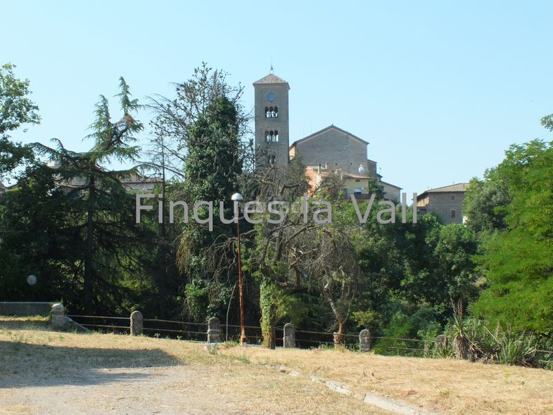 Foto de3ae706-193f-4217-b50e-4a7425191d65. Edificio in Taradell