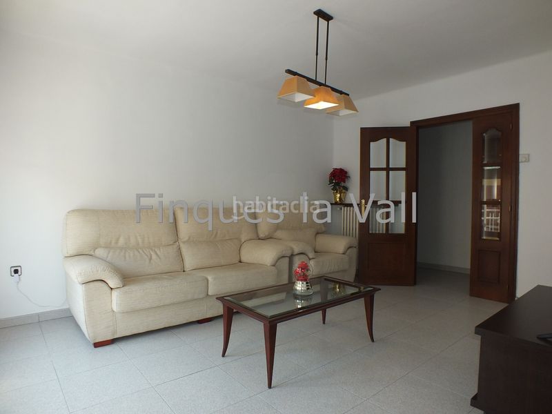 Foto aa7c8771-227c-44a3-8224-4e4fc8c24e30. Casa amb calefacció aparcament a Manlleu
