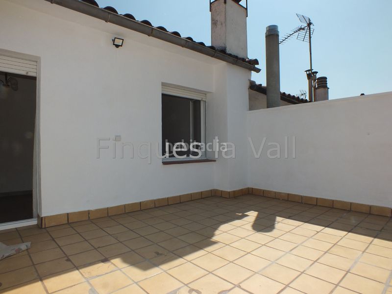 Foto cbd238d7-7f71-4cce-8d2c-76cac869e803. Casa amb calefacció aparcament a Manlleu