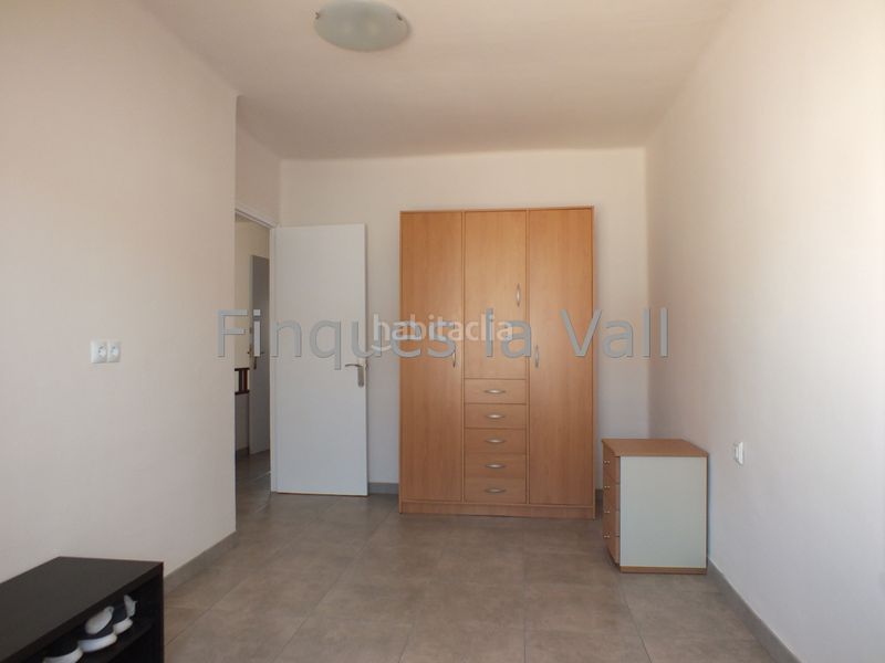 Foto ea81cb3e-940a-4ca1-86ba-a5bf41e346ad. Casa amb calefacció aparcament a Manlleu