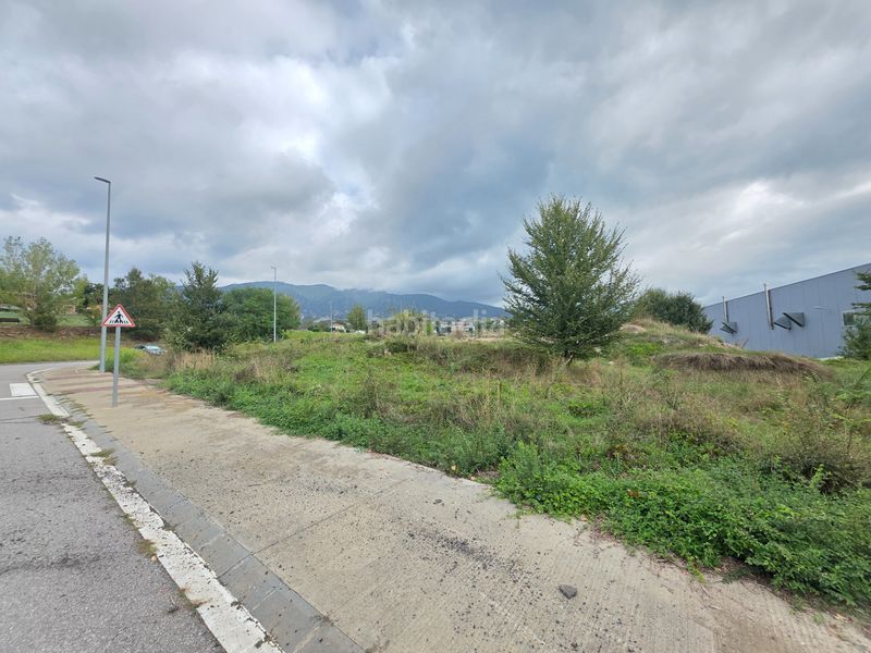 Foto e0d0e436-2276-4339-a773-50b33a9f2957. Terreny residencial a Sant Pere de Torelló