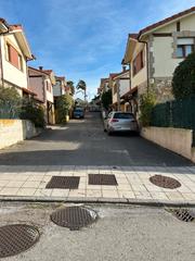 Xalet en Suances. Chalet pareado en cortiguera