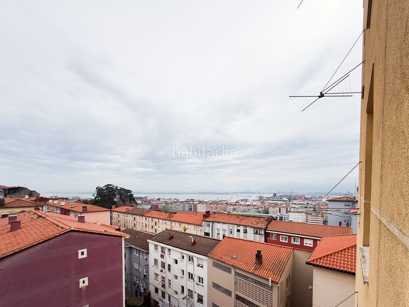 Foto 8c1b72c6-48e7-4e1e-abaa-3143ac8fb37f. Pis amb aparcament a Cuatro Caminos Santander