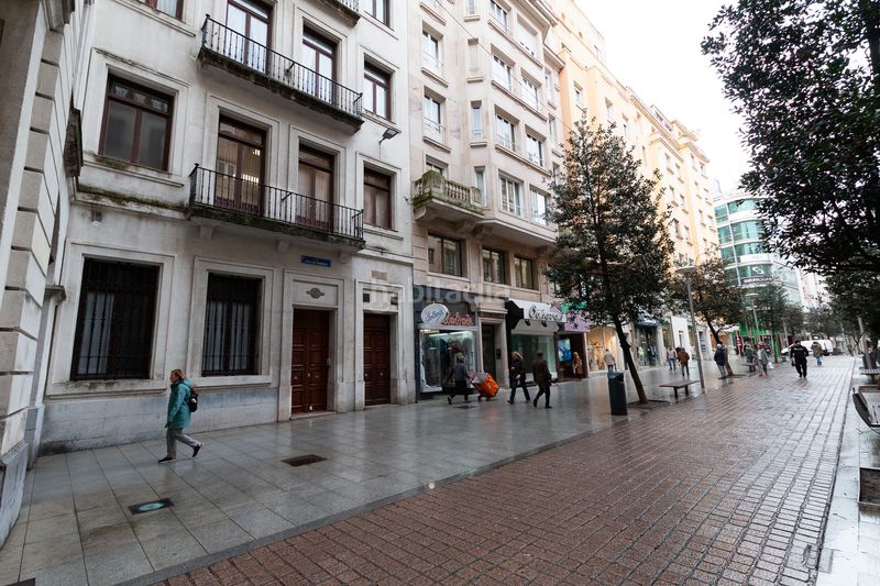 Foto 1ac8d22f-dbba-4394-9719-bd4961f56e95. Pis amb calefacció a Centro - Ayuntamiento Santander