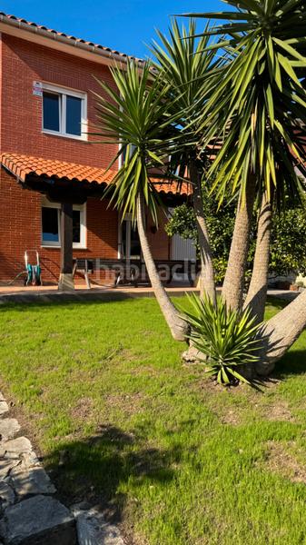 Foto 8baf7787-3507-4fd8-97cf-bcb732930274. Chalet con piscina in Maoño - Azoños Santa Cruz de Bezana