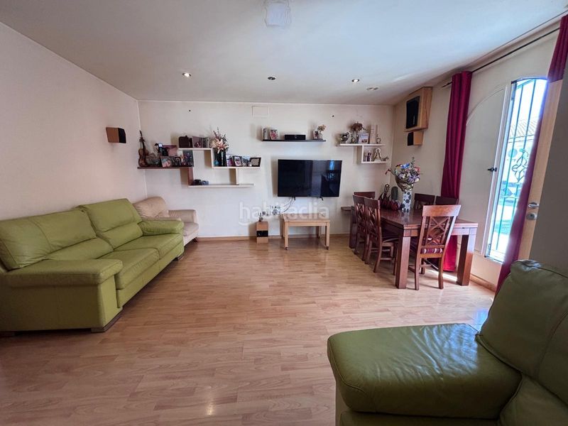 Foto e65cc431-d3c1-4966-83c9-de4c0f584244. Casa in Palacios y Villafranca (Los)