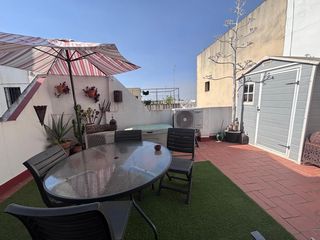 Casa en La Paz. Magnífica casa en alcalá de guadaíra!