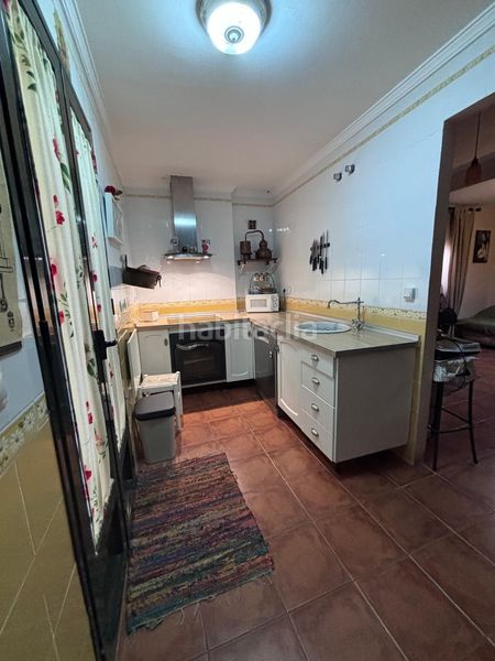 Foto dd090a40-f08a-4166-9ffc-2b92fa28bbec. Casa amb aparcament a La Paz Alcalá de Guadaira