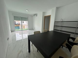 Appartement  Avenida sevilla. Piso en avenida de sevilla!