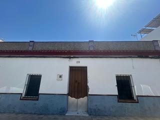 Maison à Palacios y Villafranca (Los). Casa a derribar ó reformar con apróximadamente 11.28 m de fachad