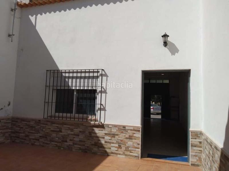 Foto 4e1545e4-354b-4c7c-8a09-99568b7cf718. Local comercial local en zona parque del jamón! en Palacios y Villafranca (Los)