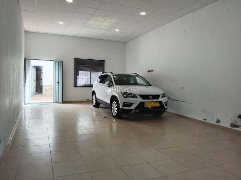 Foto c8eeee13-d76d-4022-82d5-505dfc003d38. Local comercial local en zona parque del jamón! en Palacios y Villafranca (Los)