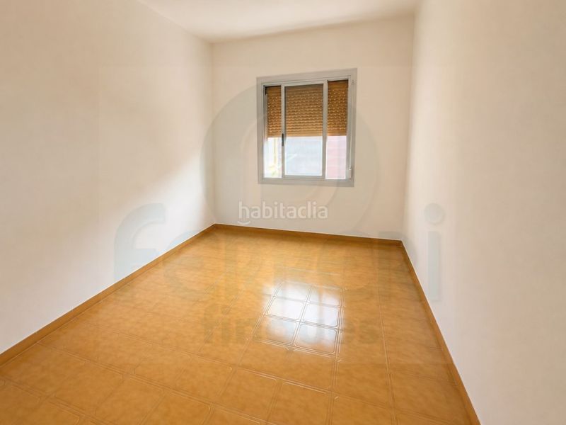 Foto 079a6336-3814-48d7-8975-1811a1a03498. Pis a La Gavarra Cornellà de Llobregat