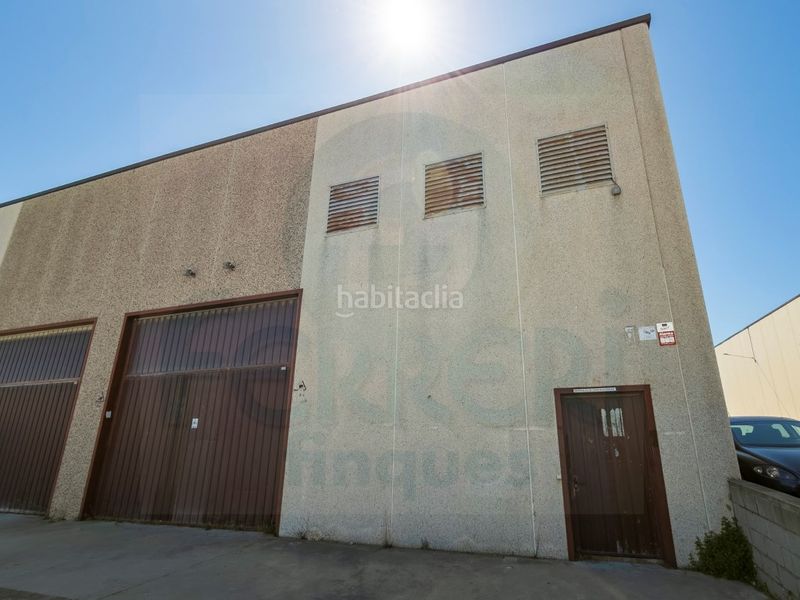 Foto 717c7159-d054-4fd9-9441-081c365b7a24. Capannone industriale in Can Rial Esparreguera