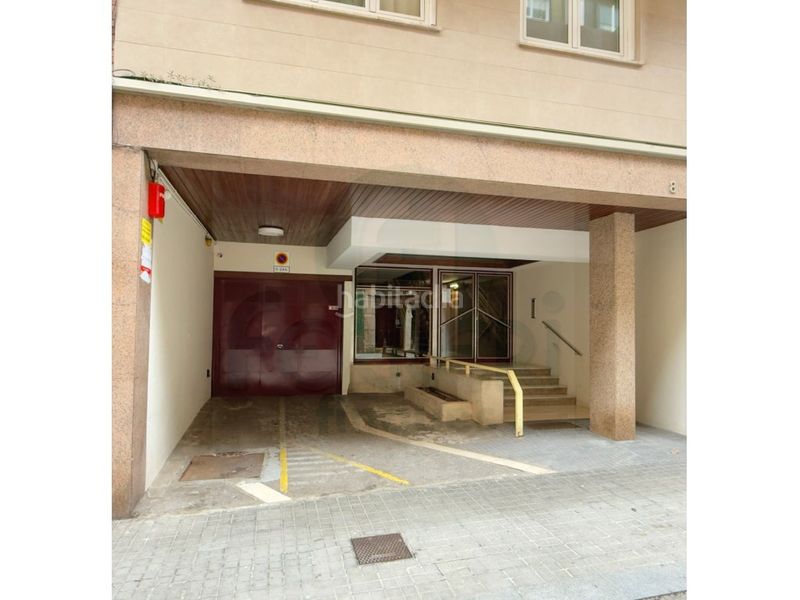 Foto 0a5a0e42-b95a-4f46-b8c9-400f51d09005. Aparcament cotxe a Sant Gervasi - Galvany Barcelona