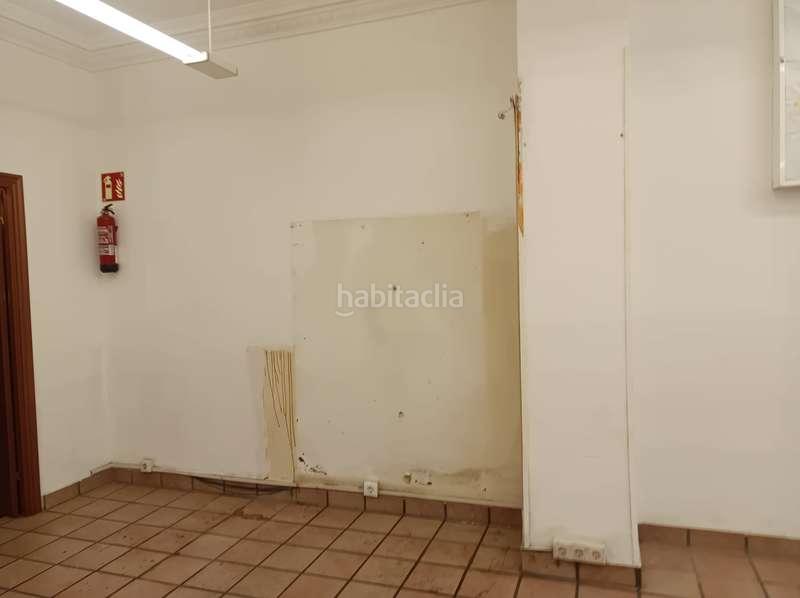 Foto 2ac17b7e-a7ea-4afb-a8cd-58a9c351538c. Alquiler local comercial en Desamparados Vitoria - Gasteiz