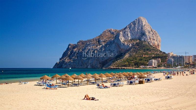 Foto b55f9a8f-bc72-4987-a9e9-d9a3fdd87a06. Xalet amb aparcament piscina a La Empedrola Calp
