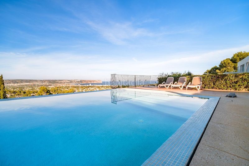 Foto ee4a1bdd-23a4-46e6-b751-4985bd352682. Xalet amb aparcament piscina a Portichol-Balcón al Mar Xàbia