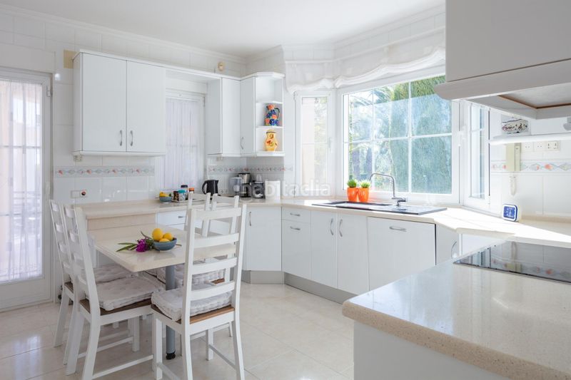 Foto 5f246092-0b97-406b-abab-d73dbd94a17e. Xalet amb aparcament a Partida Comunes-Adsubia Xàbia