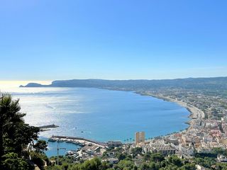 Xalet a Montgó - Ermita. Villa de lujo de alta gama con orientación sur en una de las zon