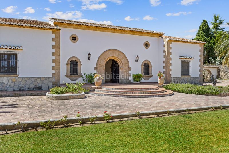 Foto 08011308-3cc1-4df8-8329-c29c9f2d8d5c. Chalet en Partida Comunes-Adsubia Xàbia