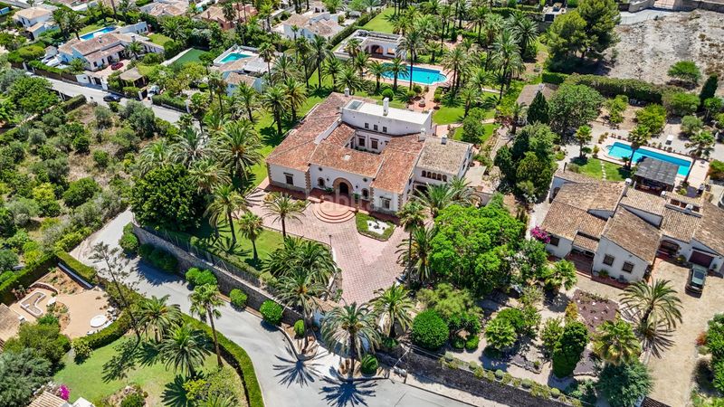 Foto 93158ac1-0b56-4d29-b0c7-98105fd713c3. Xalet amb piscina a Partida Comunes-Adsubia Xàbia