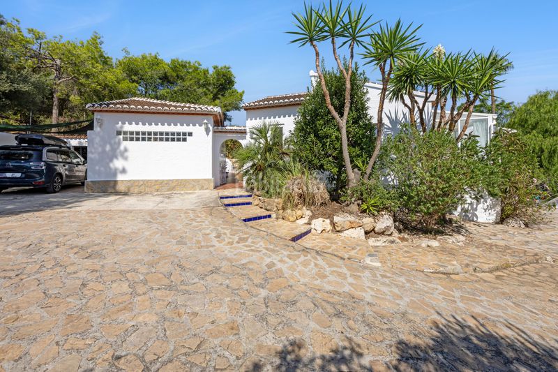 Foto 1ecfa7ff-99b8-41dd-ad32-62192342bcf9. Xalet amb piscina a Partida Comunes-Adsubia Xàbia