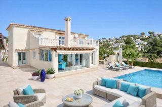 Chalet in Cala Advocat-Baladrar