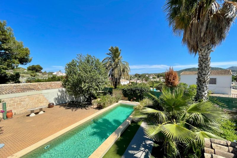 Foto 6fa8708d-d381-464a-a299-2ca03cc634a2. Xalet amb piscina a Partida Tosal - Zona dels Castellans Xàbia