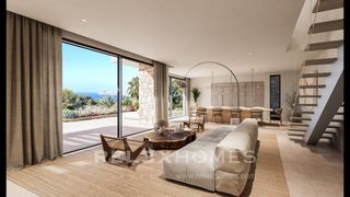 Xalet a Centro Ciudad. Hermosa villa con vista al mar