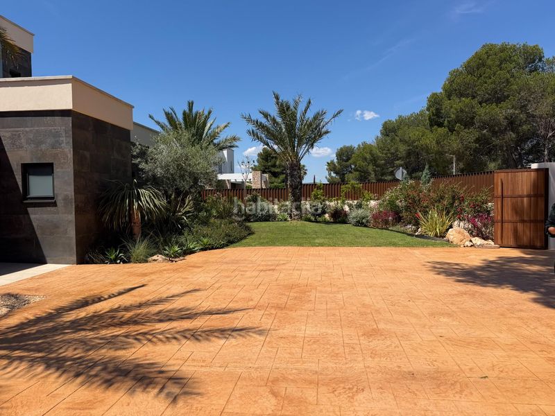 Foto b33f8665-ada8-4010-a72d-ed0a8ebaf32a. Xalet amb aparcament piscina a La Granadella - Costa Nova Xàbia