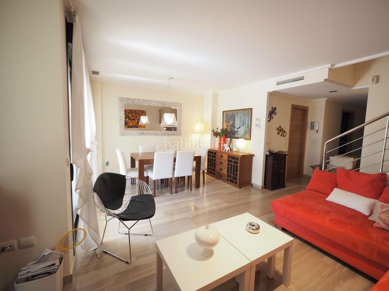 Foto 16ab0df7-4d0f-4c3c-b117-53712890e4b9. Casa amb aparcament a Centro Ciudad Xàbia