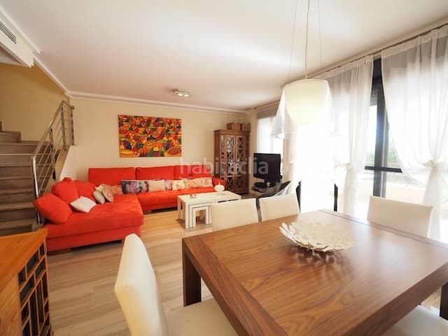 Foto c76d5395-8f19-4005-a920-7b47e7d383cb. Casa amb aparcament a Centro Ciudad Xàbia