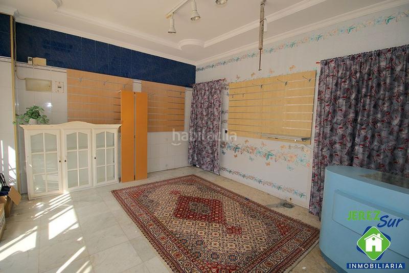 Foto b3d78c9d-af8b-4910-a73a-49e5803b1c99. Local comercial a Vallesequillo Jerez de la Frontera