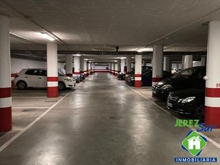 Aparcament cotxe a Plaza de Toros. Garaje edificio picasso disponibilidad inmediata