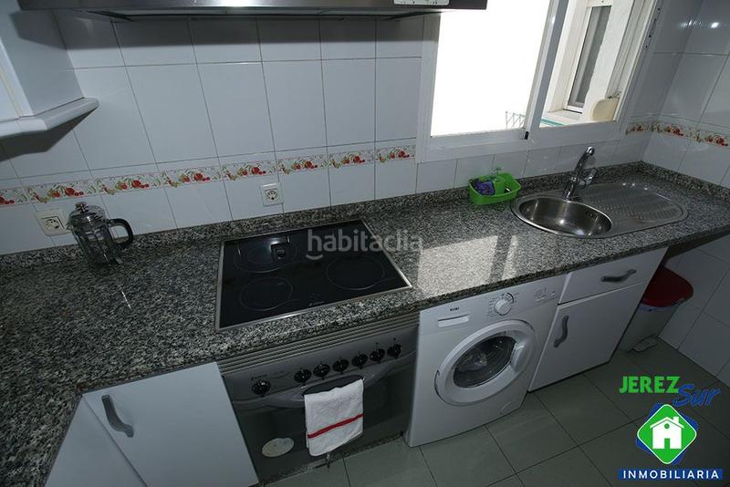 Foto 66b55ee6-d0ac-4cec-87d3-bb0fb176b9f3. Piso 2 dormitorios con garaje y trastero en Puertas del sur - Guadabajaque Jerez de la Frontera