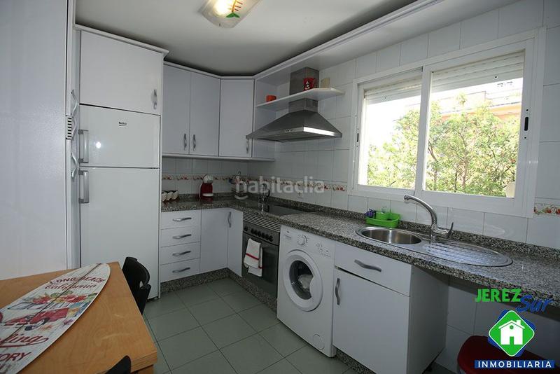 Foto da30bf8b-b10c-4888-bcb9-ca335067d4a9. Piso 2 dormitorios con garaje y trastero en Puertas del sur - Guadabajaque Jerez de la Frontera