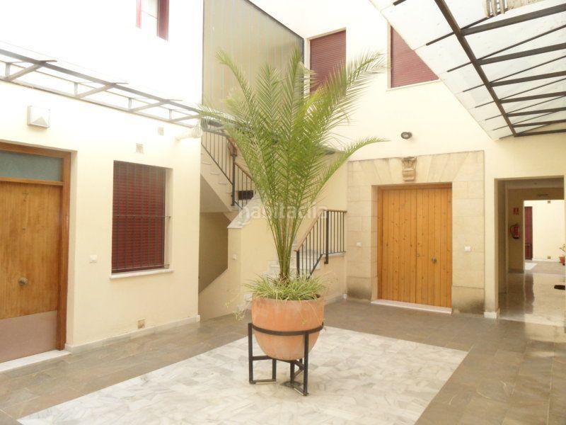 Foto 3e5a219c-a7a1-4f94-9bcd-ec2539e5c872. Piso ideal pareja en Madre de Dios Jerez de la Frontera