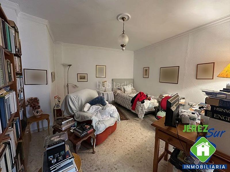 Foto 123439f5-87d5-4dfb-a752-d183c512600d. Casa adossada a Centro Jerez de la Frontera