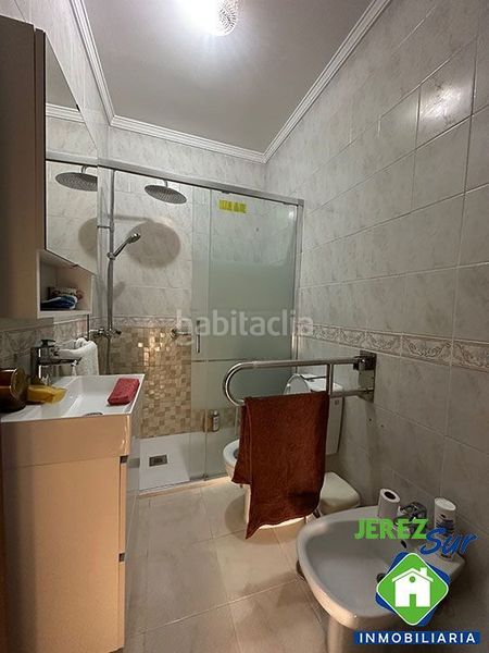 Foto 20be3377-272b-4b0b-89d6-63be6eed2413. Casa adossada a Centro Jerez de la Frontera