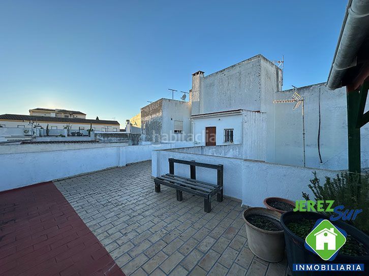 Foto 488cb759-be94-43b5-a9ec-f550a2e56acb. Casa adossada a Centro Jerez de la Frontera